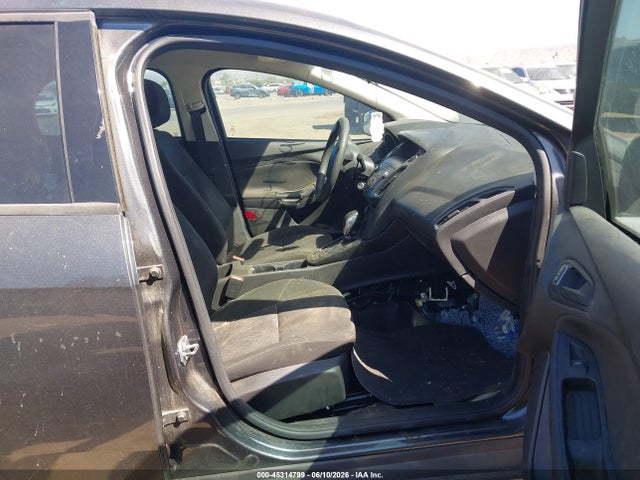 Продажа на аукционе авто 2018 Ford Focus S, vin: 1FADP3E23JL313266, номер лота: 45314799