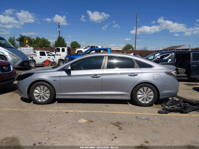 Hyundai Sonata Hybrid Se 2017 KMHE24L17HA046700 Image 15