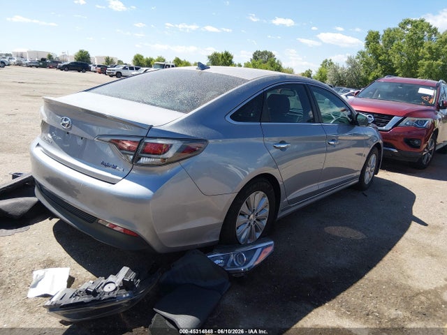 Hyundai Sonata Hybrid Se 2017 KMHE24L17HA046700 Image 4