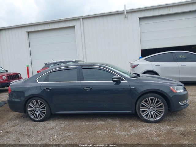 45314853 :رقم المزاد ، 1VWBT7A34FC008673 vin ، 2015 Volkswagen Passat 1.8t Sport مزاد بيع