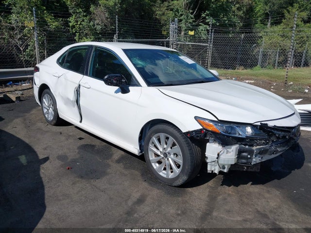 45314919 :رقم المزاد ، 4T1C11AK3RU862968 vin ، 2024 Toyota Camry Le مزاد بيع