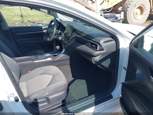 45314919 :رقم المزاد ، 4T1C11AK3RU862968 vin ، 2024 Toyota Camry Le مزاد بيع