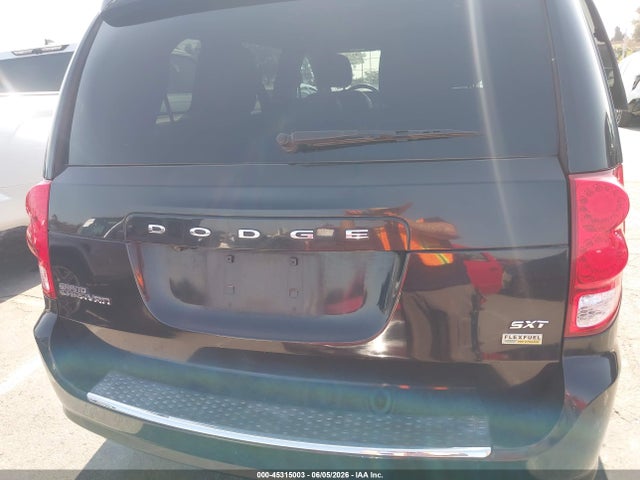 2C4RDGCG3HR750359 Dodge Grand Caravan Sxt