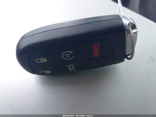 Aukcja sprzedaży 2015 Chrysler 200 C, vin: 1C3CCCCBXFN576598, numer aukcji: 45315037