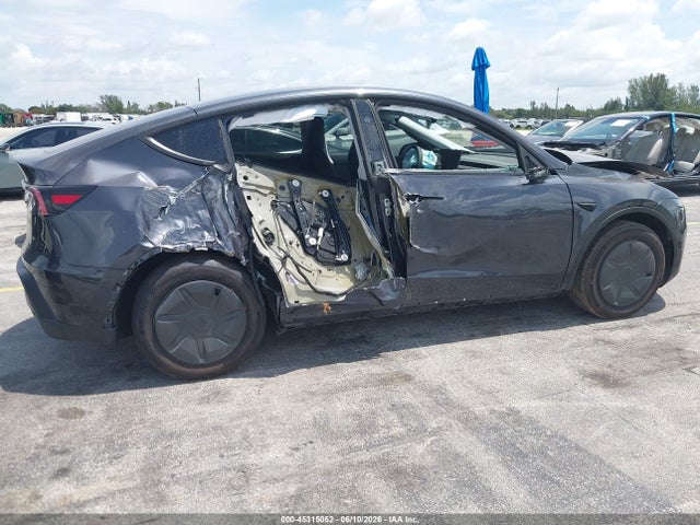 Продажа на аукционе авто 2026 Tesla Model Y Premium Rear-wheel Drive/rear-wheel Drive, vin: 7SAYGDED8TA595364, номер лота: 45315052