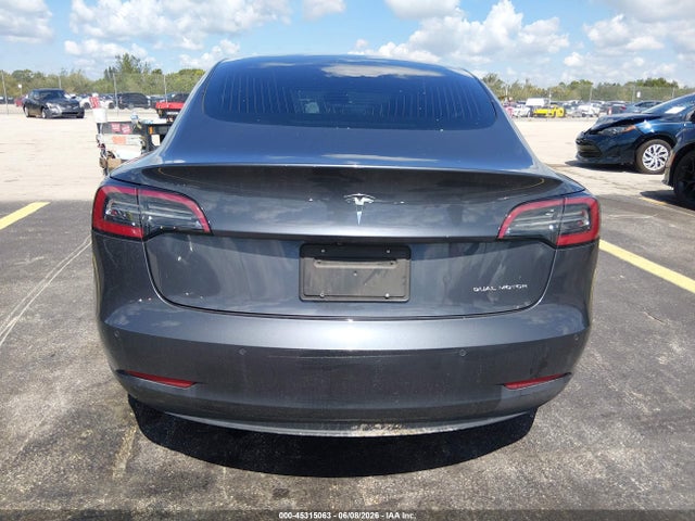 2018 Tesla Model 3 Long Range/performance მანქანა იყიდება აუქციონზე, vin: 5YJ3E1EB8JF068709, აუქციონის ნომერი: 45315063
