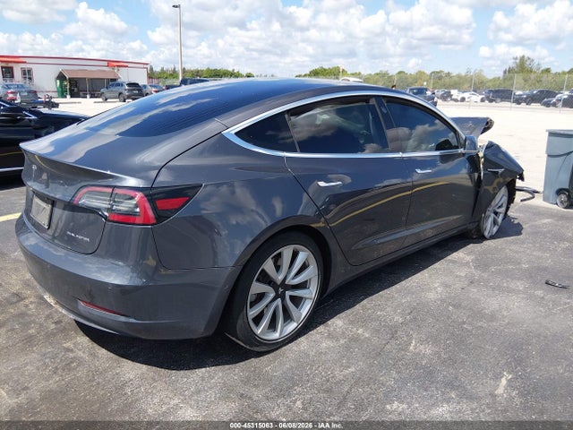 2018 Tesla Model 3 Long Range/performance მანქანა იყიდება აუქციონზე, vin: 5YJ3E1EB8JF068709, აუქციონის ნომერი: 45315063