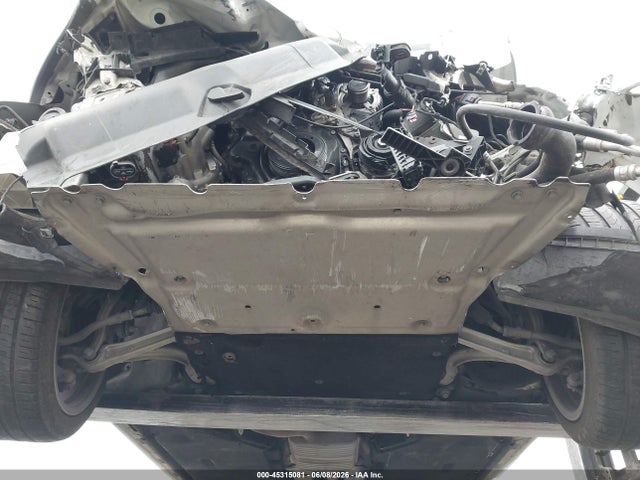 WAUWNGF56JN017913 Audi A5 2.0t Premium