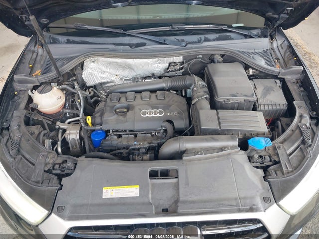 WA1ECCFS2HR002860 Audi Q3 2.0t Premium