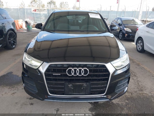 WA1ECCFS2HR002860 Audi Q3 2.0t Premium