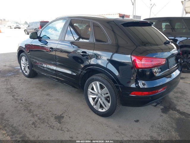 WA1ECCFS2HR002860 Audi Q3 2.0t Premium