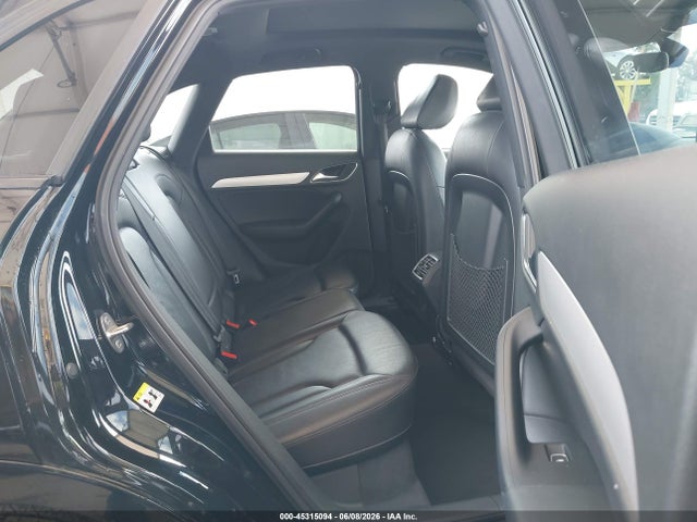 WA1ECCFS2HR002860 Audi Q3 2.0t Premium