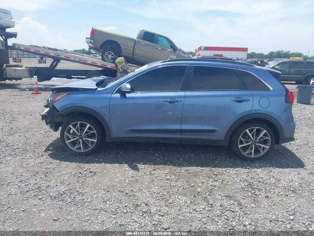 45315151 :رقم المزاد ، KNDCC3LC9N5522213 vin ، 2022 Kia Niro Touring Se مزاد بيع