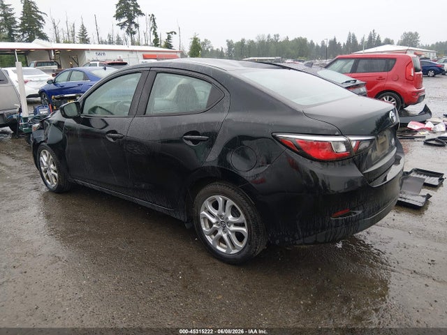 3MYDLBYV5HY154498 Toyota YARIS IA