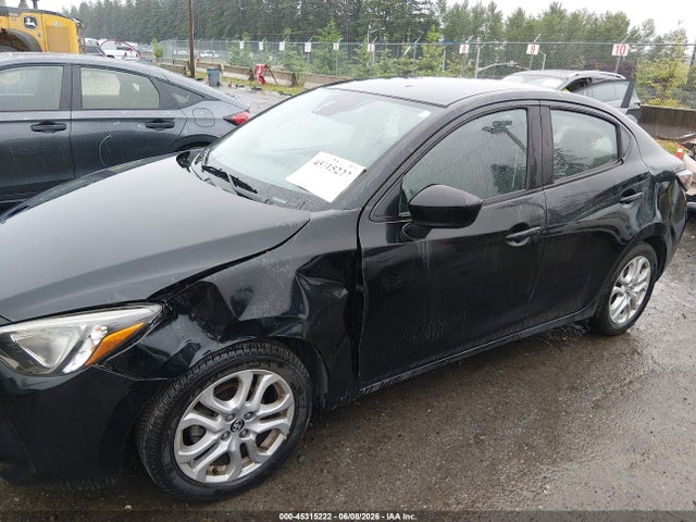 3MYDLBYV5HY154498 Toyota YARIS IA