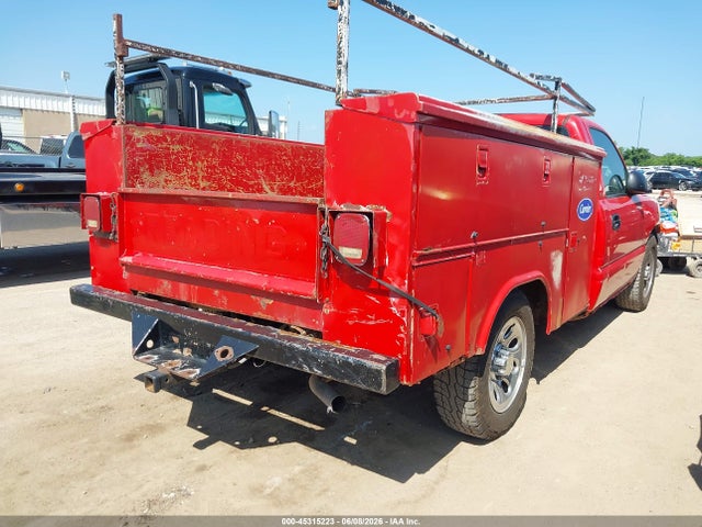 2000 Chevrolet Silverado 1500 მანქანა იყიდება აუქციონზე, vin: 1GCEC14W1YE118333, აუქციონის ნომერი: 45315223