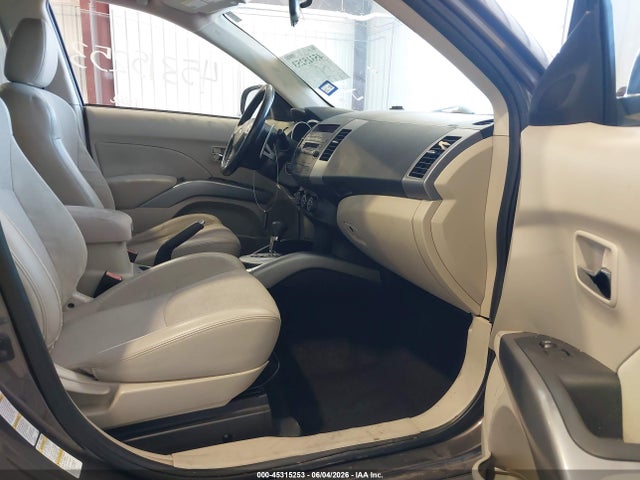 2010 Mitsubishi Outlander Se მანქანა იყიდება აუქციონზე, vin: JA4AT3AW0AZ002029, აუქციონის ნომერი: 45315253