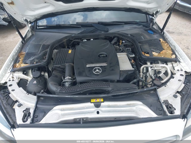 45315277 :رقم المزاد ، 55SWF4JBXJU245471 vin ، 2018 Mercedes-benz C 300 مزاد بيع