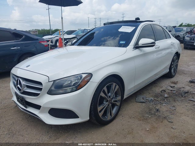 45315277 :رقم المزاد ، 55SWF4JBXJU245471 vin ، 2018 Mercedes-benz C 300 مزاد بيع