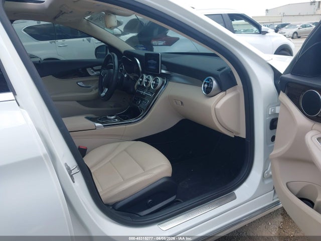 45315277 :رقم المزاد ، 55SWF4JBXJU245471 vin ، 2018 Mercedes-benz C 300 مزاد بيع
