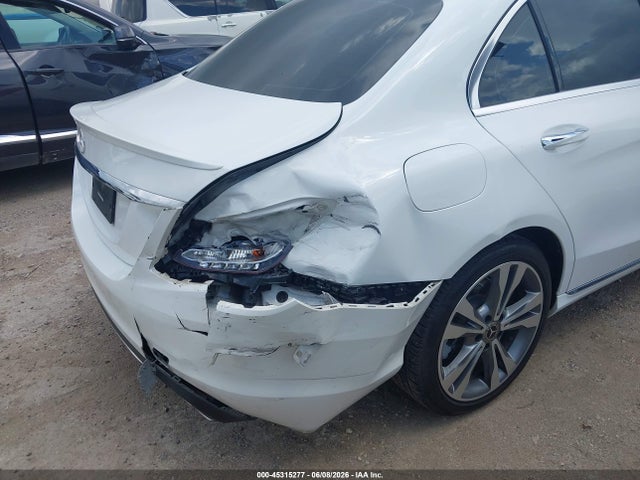 45315277 :رقم المزاد ، 55SWF4JBXJU245471 vin ، 2018 Mercedes-benz C 300 مزاد بيع