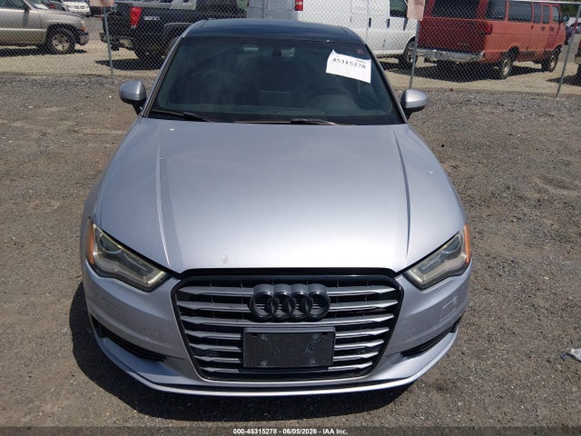 45315278 :رقم المزاد ، WAUC7GFF8G1097656 vin ، 2016 Audi A3 1.8t Premium مزاد بيع