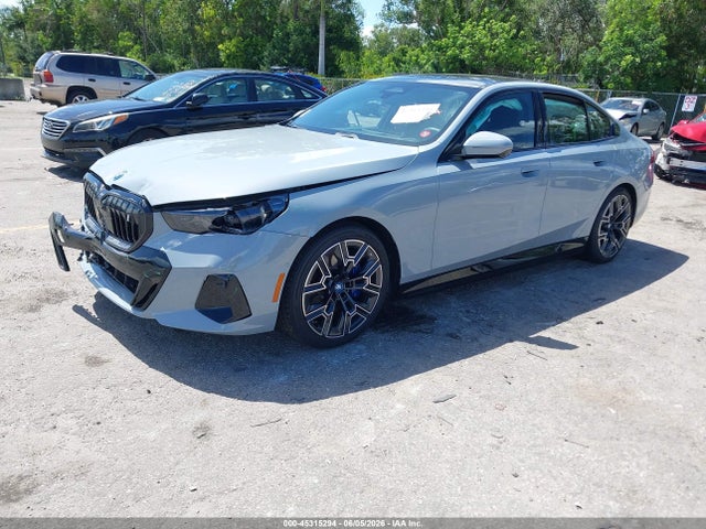 2024 Bmw I5 Edrive40 მანქანა იყიდება აუქციონზე, vin: WBY33FK05RCR50157, აუქციონის ნომერი: 45315294