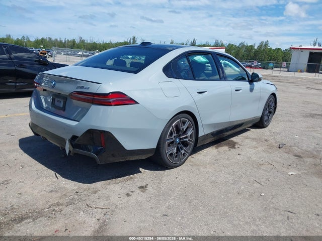 2024 Bmw I5 Edrive40 მანქანა იყიდება აუქციონზე, vin: WBY33FK05RCR50157, აუქციონის ნომერი: 45315294