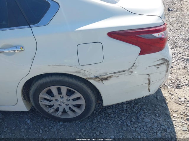 1N4AL3AP8JC172985 Nissan Altima 2.5 S