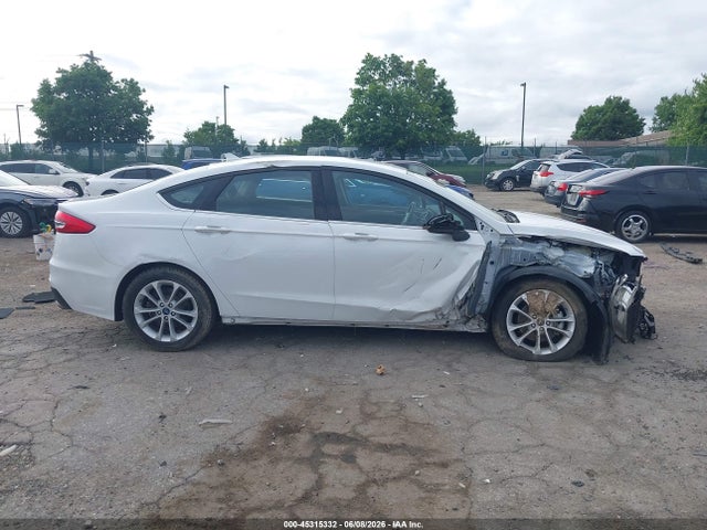 3FA6P0HD1LR216169 Ford FUSION SE