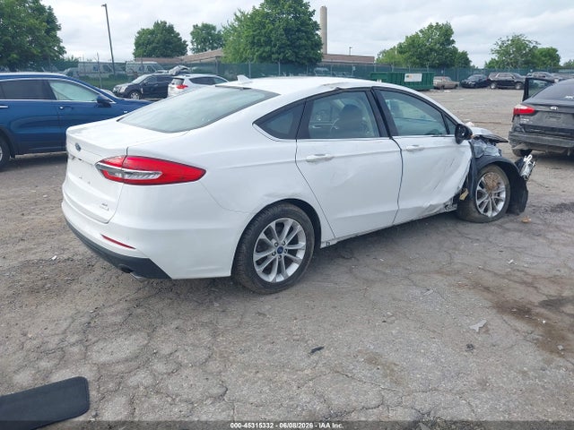 3FA6P0HD1LR216169 Ford FUSION SE