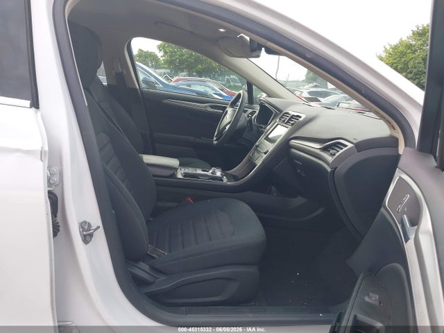 3FA6P0HD1LR216169 Ford FUSION SE