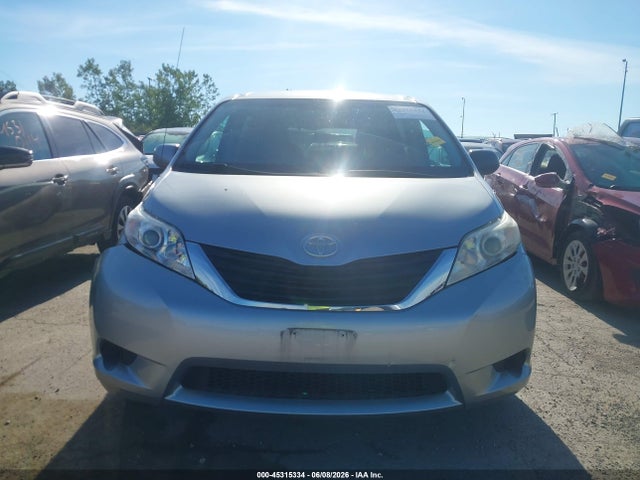 Продаж на аукціоні авто 2011 Toyota Sienna Le V6, vin: 5TDKK3DCXBS022077, номер лоту: 45315334