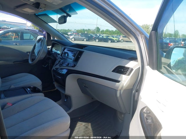 Продаж на аукціоні авто 2011 Toyota Sienna Le V6, vin: 5TDKK3DCXBS022077, номер лоту: 45315334