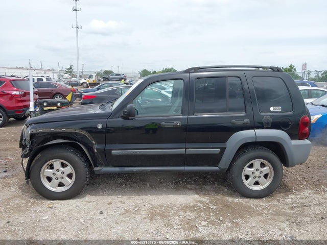 45315370 :رقم المزاد ، 1J4GL48K15W555427 vin ، 2005 Jeep Liberty Sport مزاد بيع