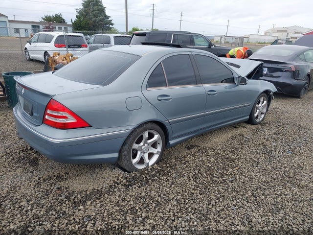 45315481 :رقم المزاد ، WDBRF52J57A925238 vin ، 2007 Mercedes-benz C 230 Sport مزاد بيع