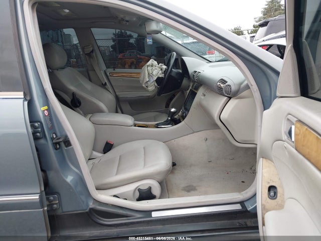 45315481 :رقم المزاد ، WDBRF52J57A925238 vin ، 2007 Mercedes-benz C 230 Sport مزاد بيع
