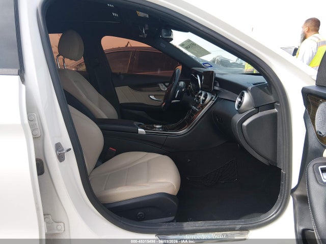 2019 Mercedes-benz C 300 მანქანა იყიდება აუქციონზე, vin: 55SWF8DB4KU305460, აუქციონის ნომერი: 45315498