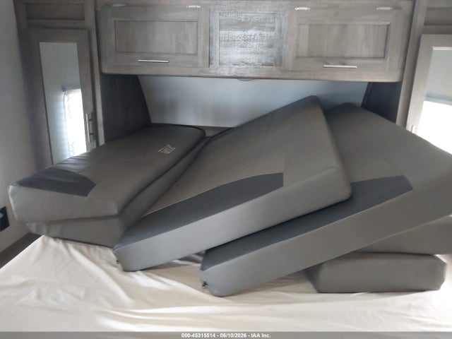 2021 Forest River Xlr მანქანა იყიდება აუქციონზე, vin: 5ZT2XLPB0MZ791787, აუქციონის ნომერი: 45315514