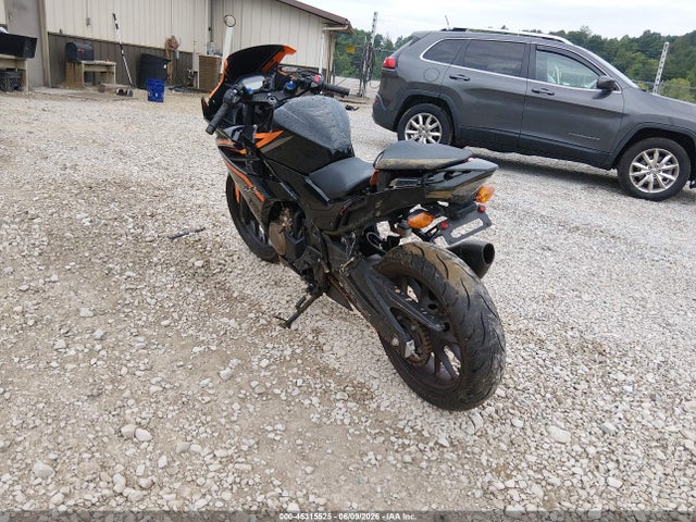 Honda Cbr500 R 2017 MLHPC446XH5400851 Image 3