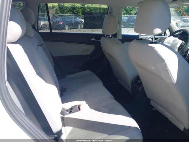 Продаж на аукціоні авто 2020 Volkswagen Tiguan 2.0t S, vin: 3VV0B7AX7LM088966, номер лоту: 45315574