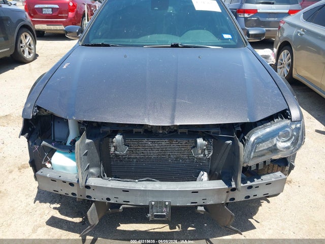 45315635 :رقم المزاد ، 2C3CCABG8LH209382 vin ، 2020 Chrysler 300 300s مزاد بيع