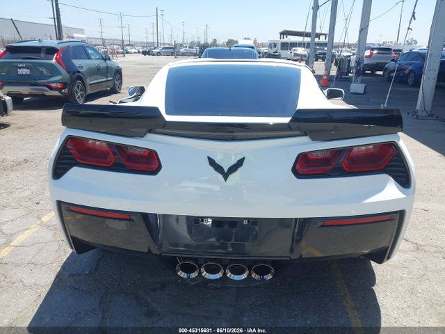 Chevrolet CORVETTE STINGRAY 2018 1G1YB2D75J5103749 Image 16