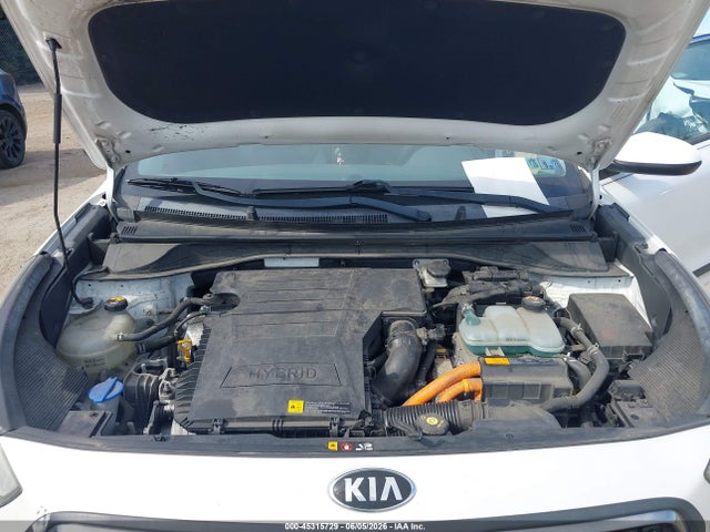 KNDCB3LC0H5081207 KIA NIRO LX