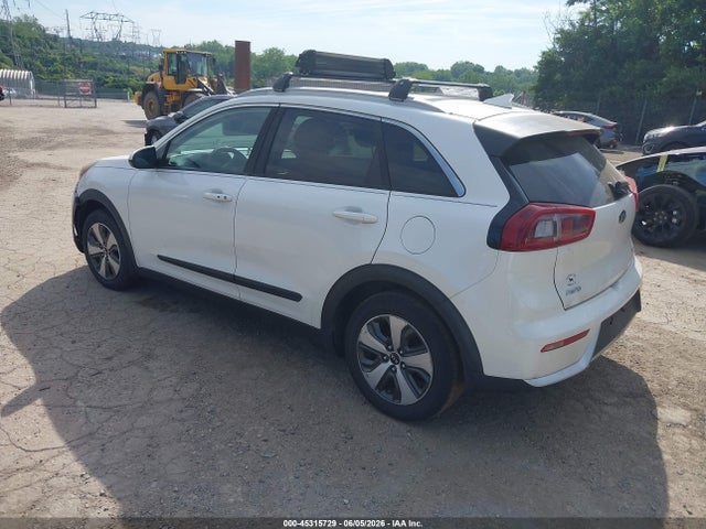 KNDCB3LC0H5081207 KIA NIRO LX