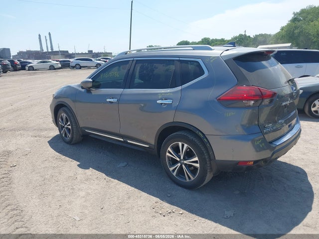 45315736 :رقم المزاد ، 5N1AT2MV5HC862827 vin ، 2017 Nissan Rogue Sl مزاد بيع