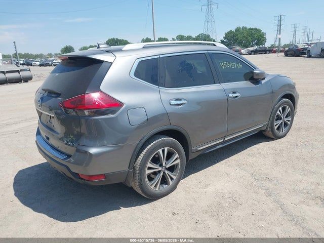 45315736 :رقم المزاد ، 5N1AT2MV5HC862827 vin ، 2017 Nissan Rogue Sl مزاد بيع