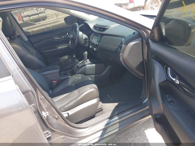 45315736 :رقم المزاد ، 5N1AT2MV5HC862827 vin ، 2017 Nissan Rogue Sl مزاد بيع