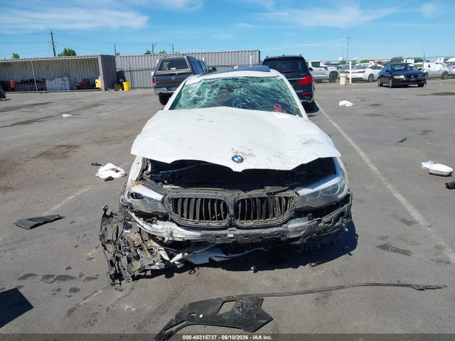 WBAJE5C58JG918403 BMW 540I