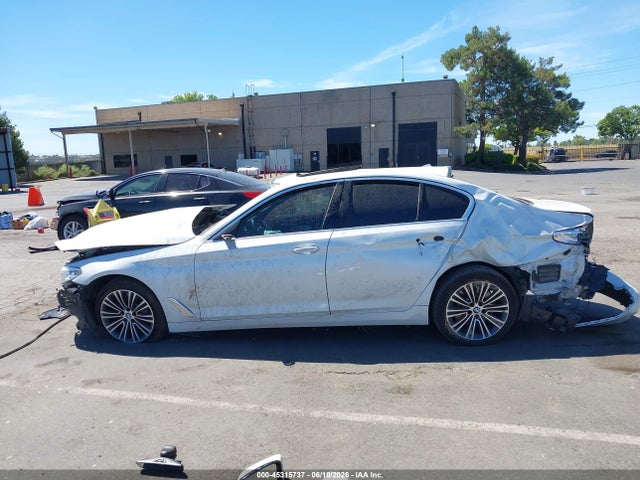 WBAJE5C58JG918403 BMW 540I